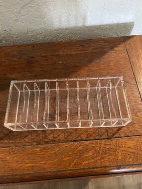 Clear Acrylic Multi-Slot Makeup Organizer - Transparent Cosmetic Storage